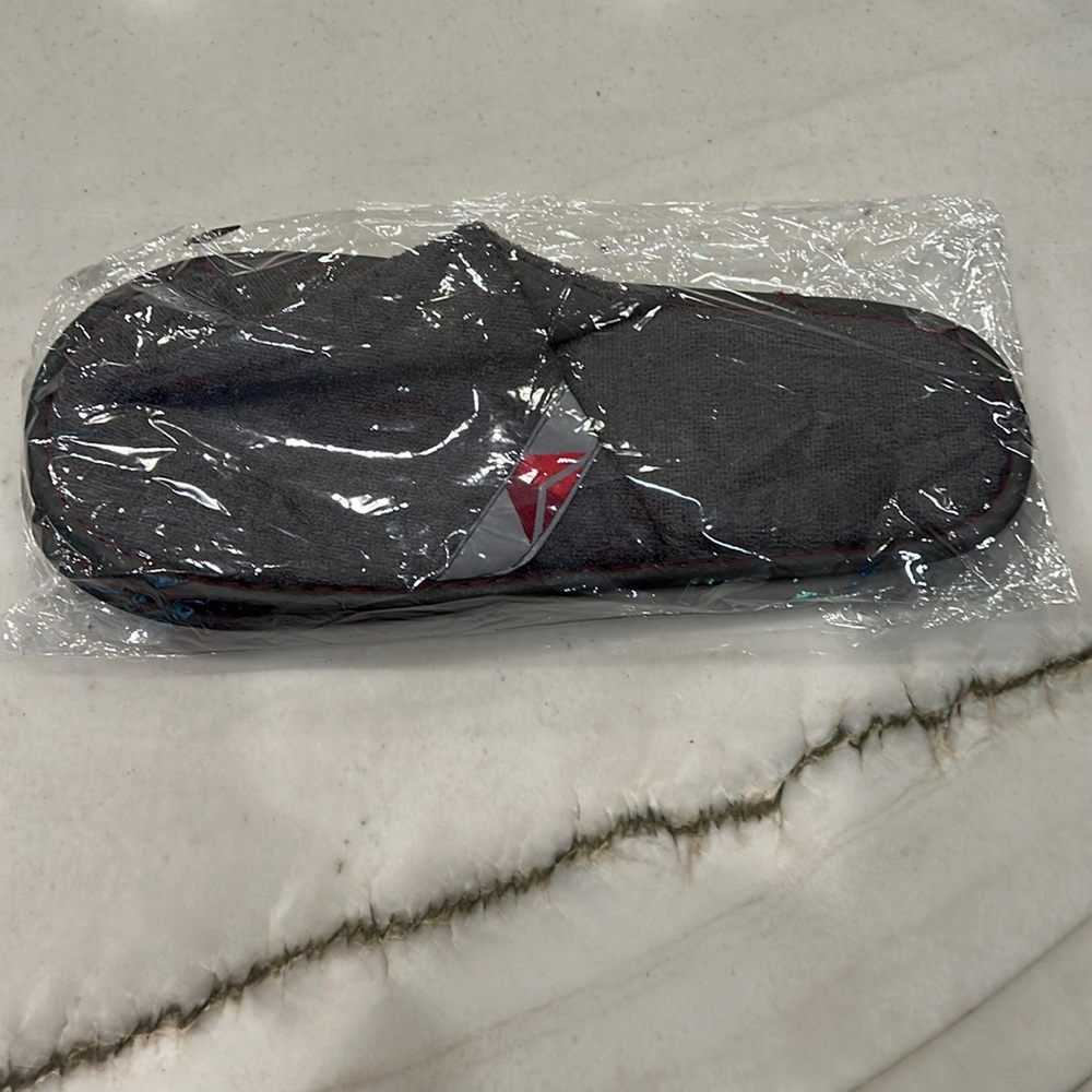 NWT Delta One slippers